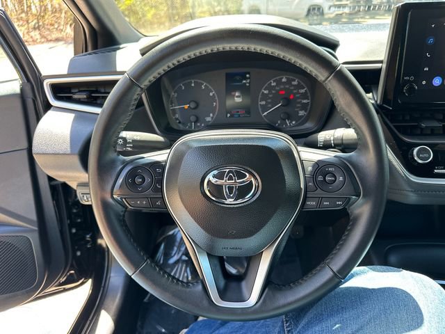 Used 2025 Toyota Corolla SE FWD image 36