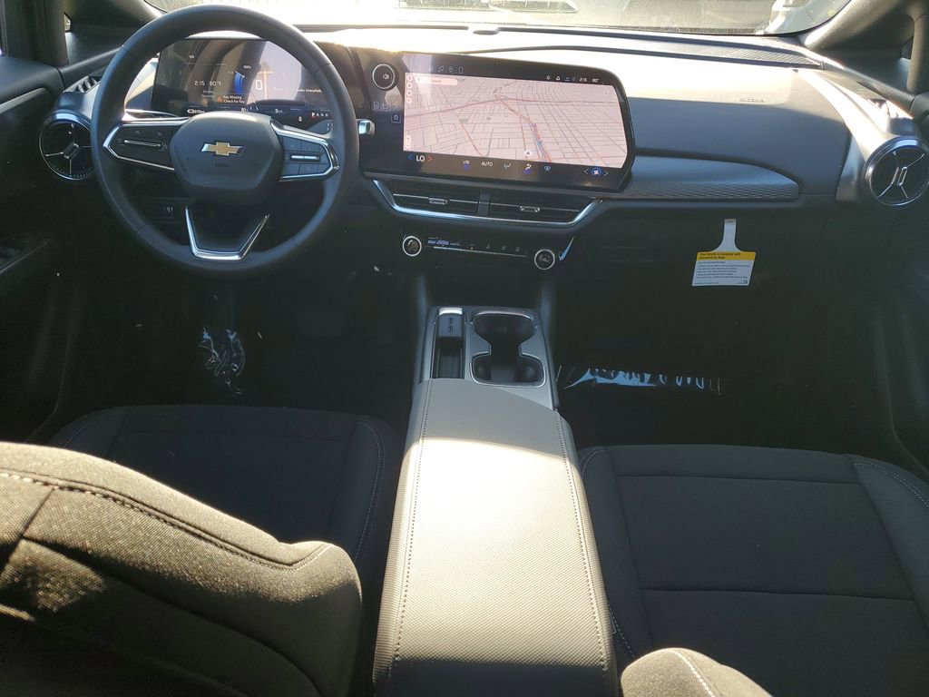 New 2026 Chevrolet Equinox EV LT image 9