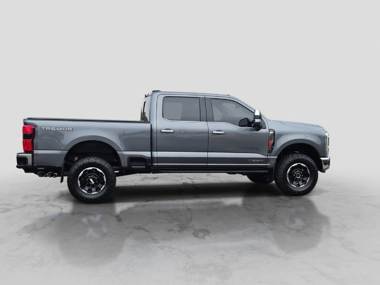 Certified 2026 Ford F250 Lariat w/ Tremor Off-Road Package AWD/4WD image 9