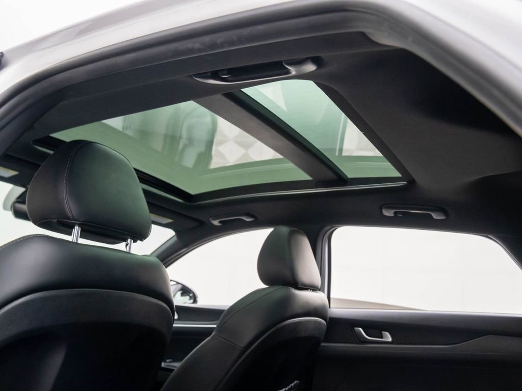 Used 2023 Kia K5 GT-Line image 18