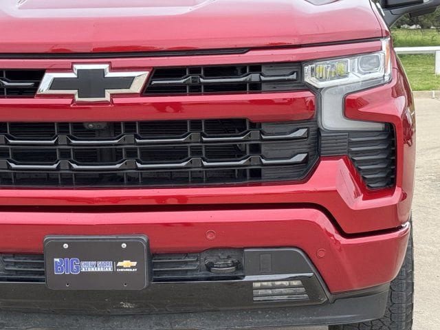 Used 2025 Chevrolet Silverado 1500 RST AWD/4WD image 10