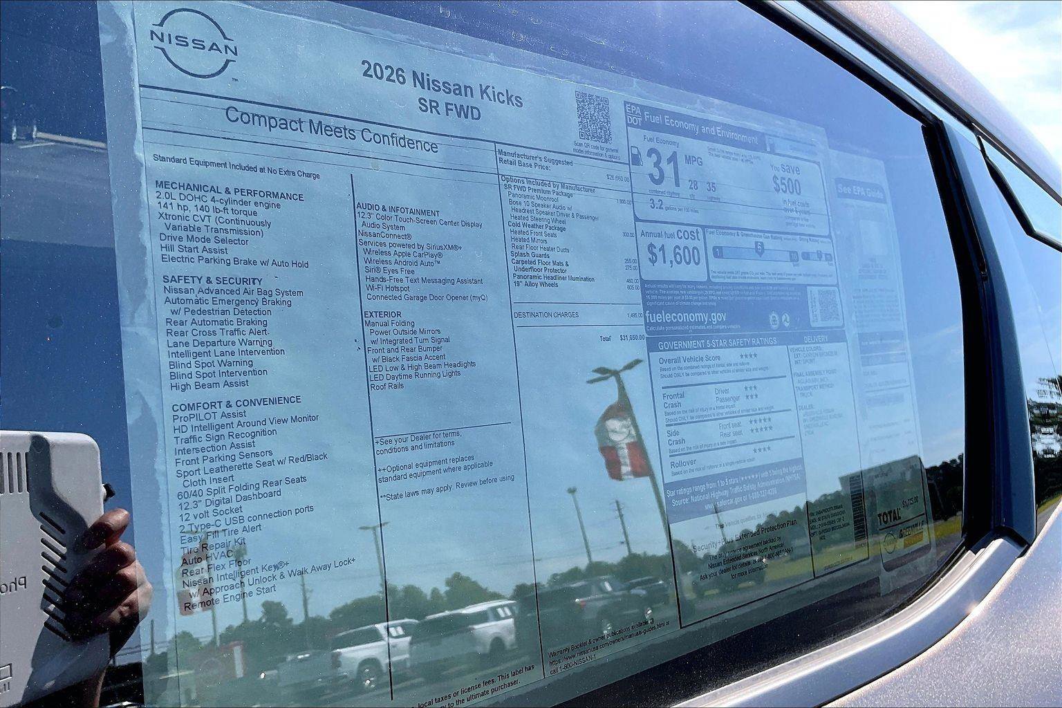 New 2026 Nissan Kicks SR FWD image 15