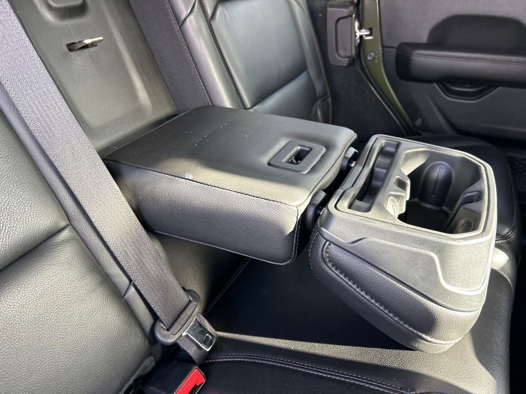 Used 2022 Jeep Wrangler Unlimited Rubicon w/ Trailer Tow Package image 59