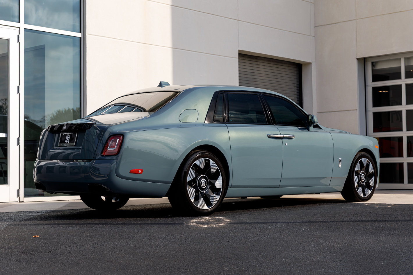 Certified 2023 Rolls-Royce Phantom Sedan w/ The Phantom Package image 17