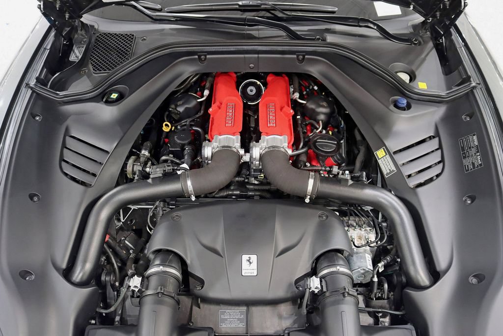 Used 2016 Ferrari California T RWD image 36