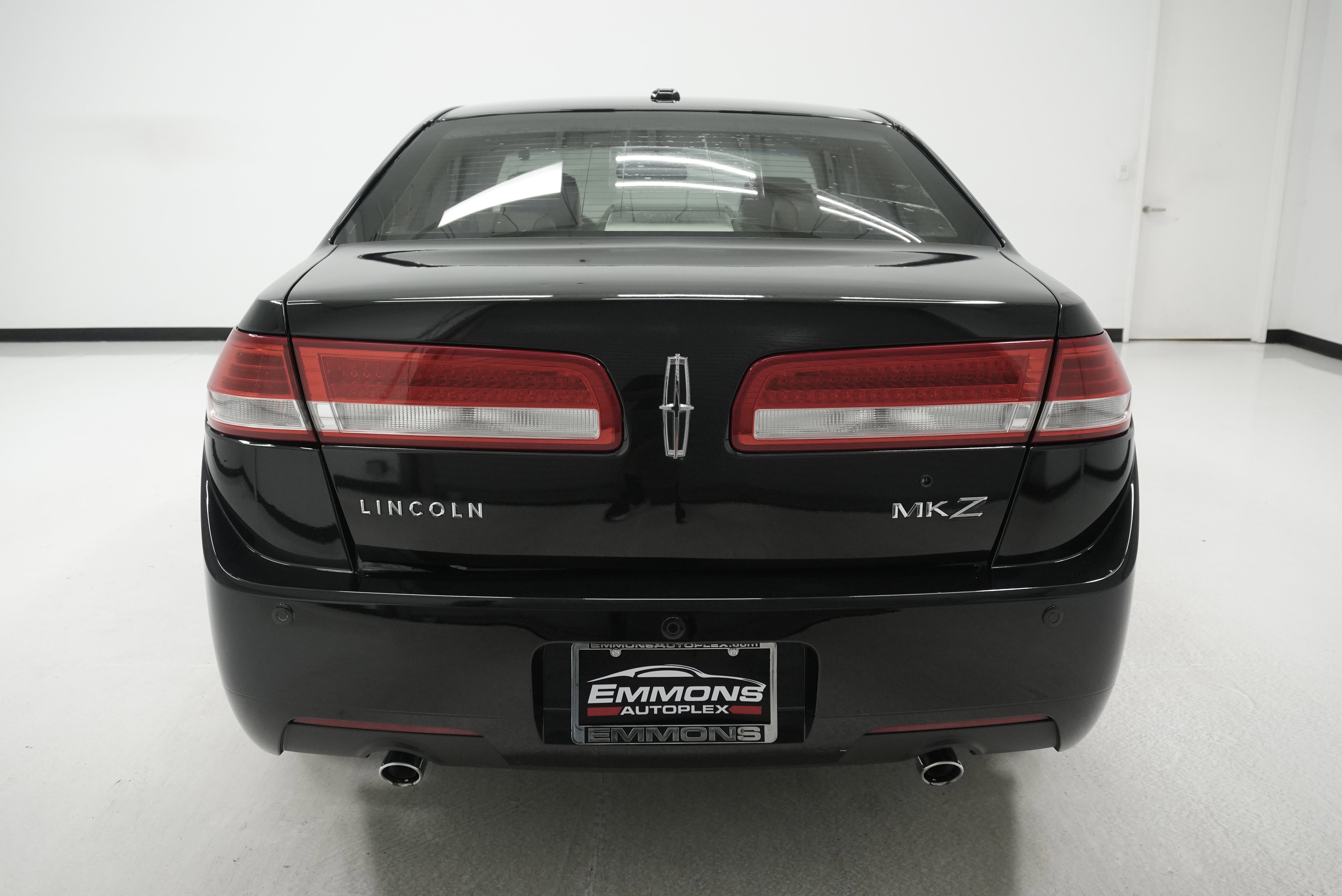 Used 2010 Lincoln MKZ image 5