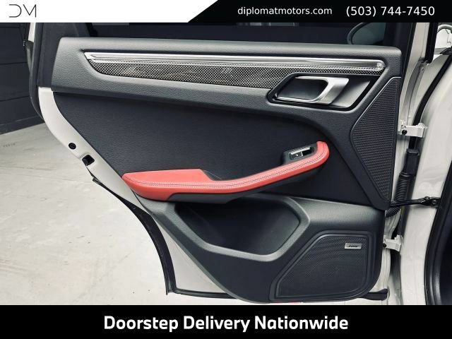 Used 2022 Porsche Macan GTS AWD/4WD image 25