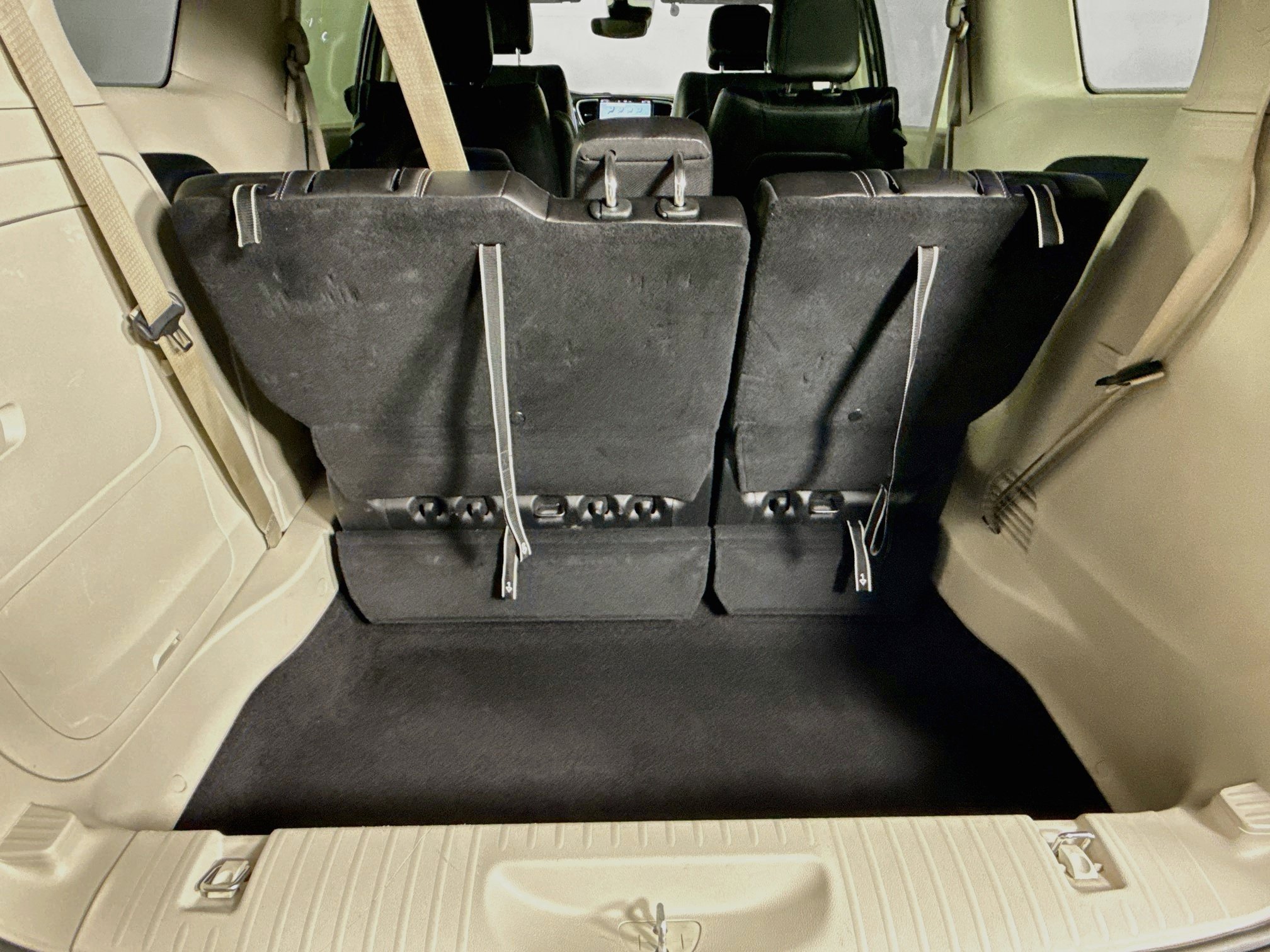 Used 2024 Chrysler Pacifica Limited FWD image 34