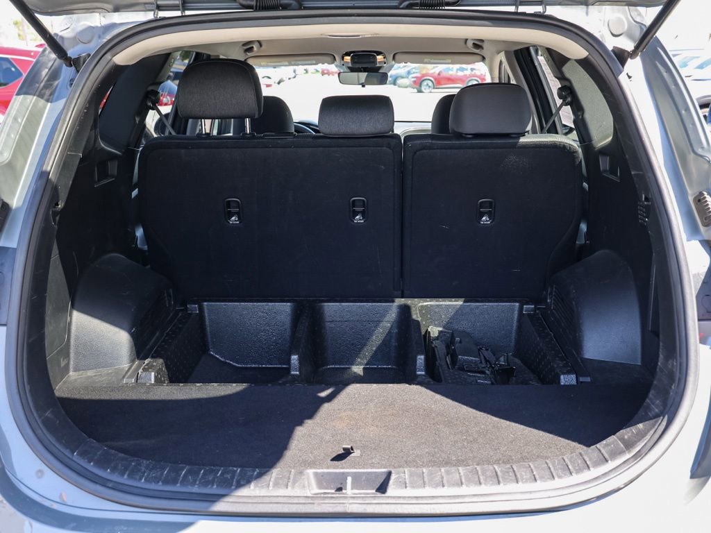 Used 2023 Hyundai Santa Fe SE FWD image 16