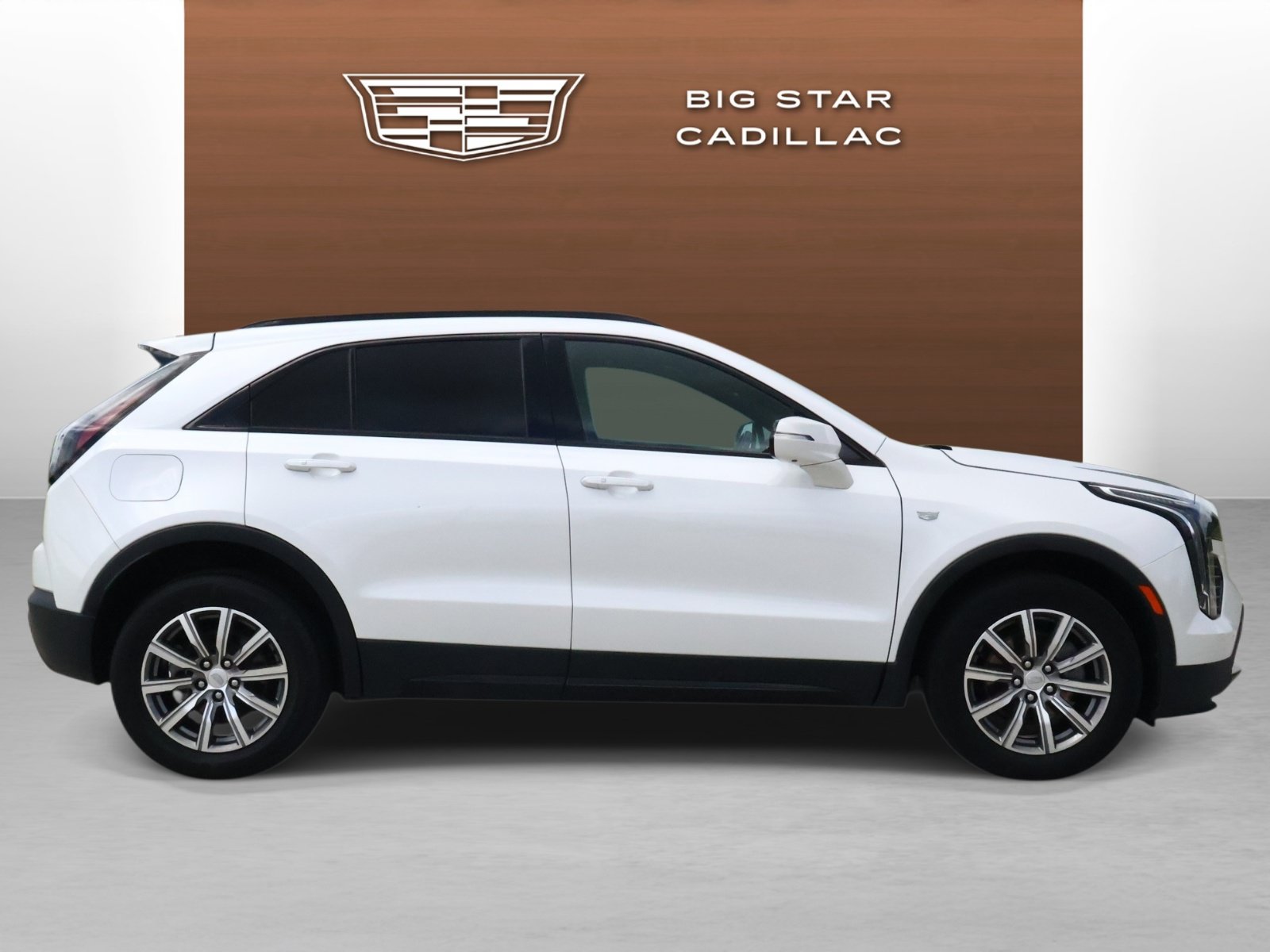 Certified 2022 Cadillac XT4 Sport w/ Enhanced Visibility Package AWD/4WD image 6
