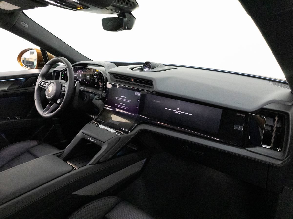 New 2026 Porsche Cayenne Electric AWD/4WD image 34