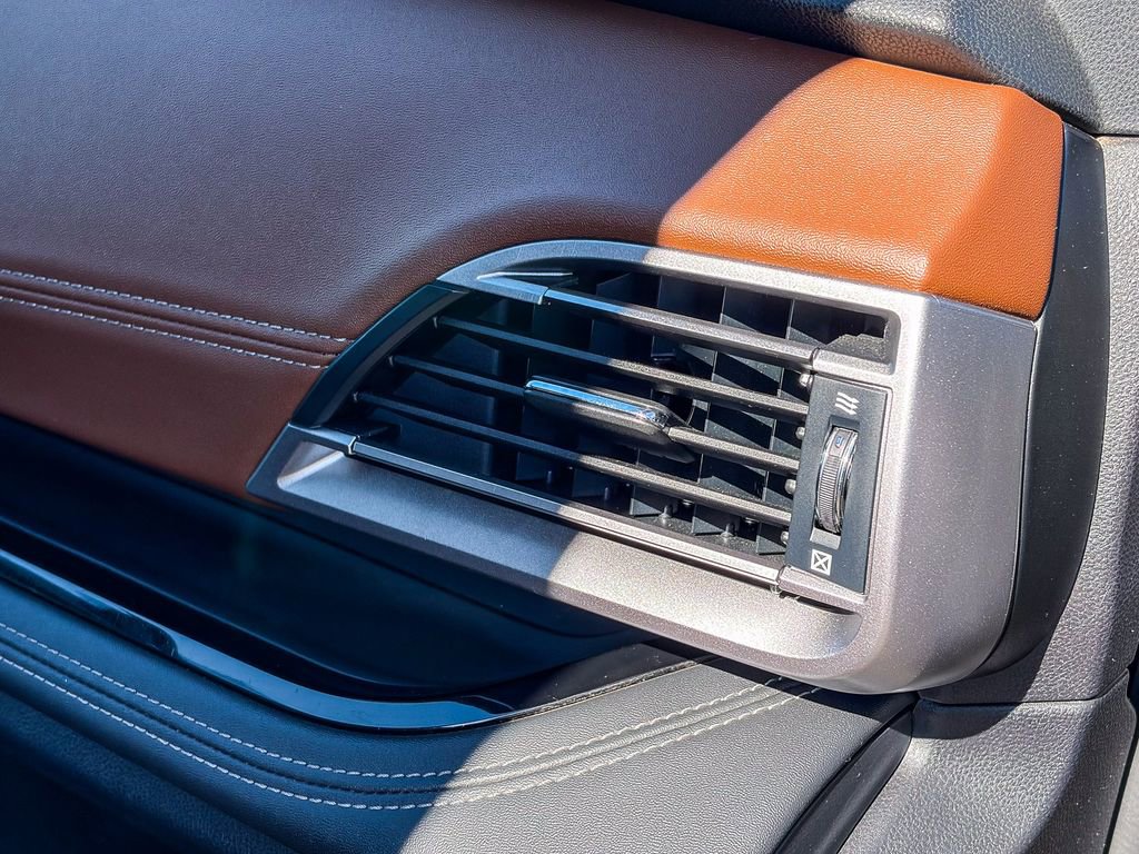 Used 2021 Subaru Outback Touring XT AWD/4WD image 38