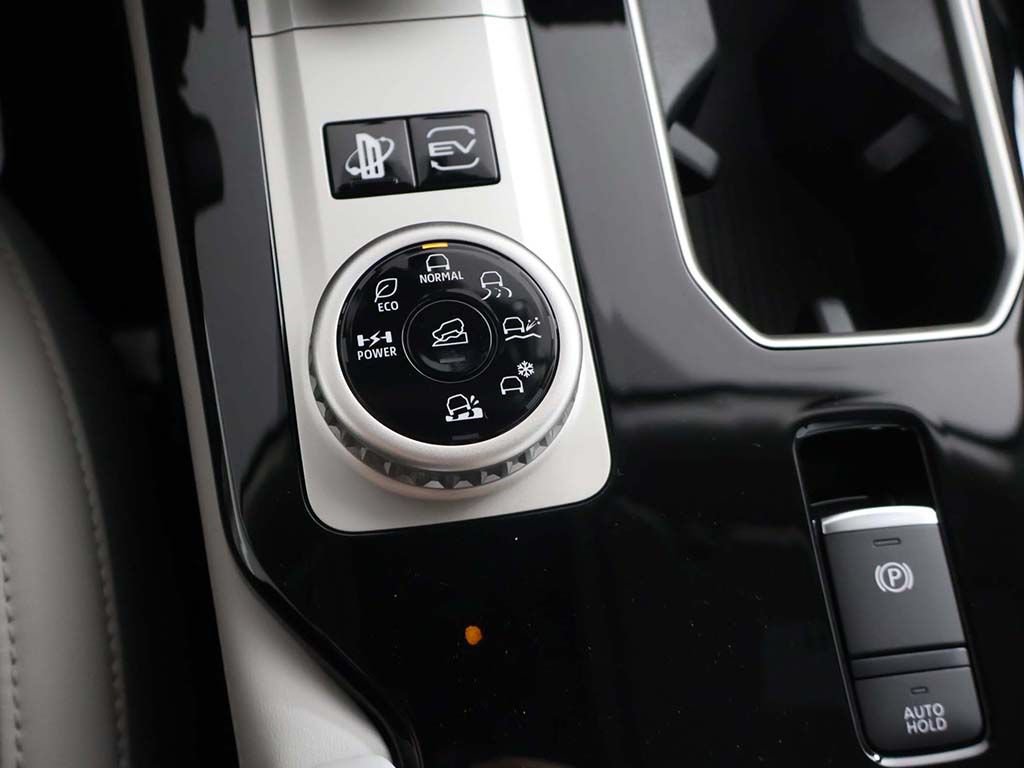 New 2026 Mitsubishi Outlander SEL AWD/4WD image 58