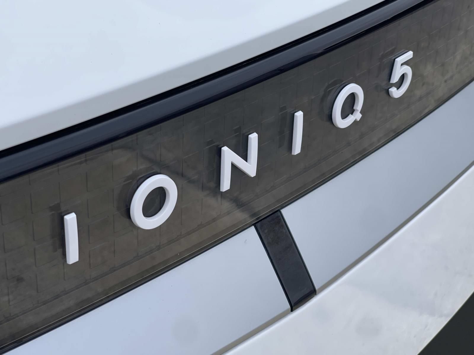 Used 2024 Hyundai Ioniq 5 SEL RWD image 6