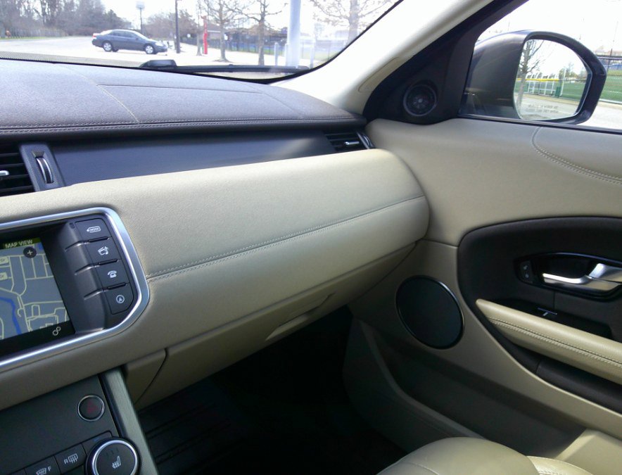 Used 2018 Land Rover Range Rover Evoque SE Premium image 80