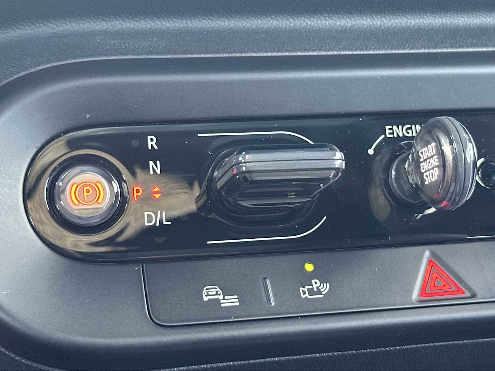 Used 2025 MINI Cooper 2-Door Hardtop image 23