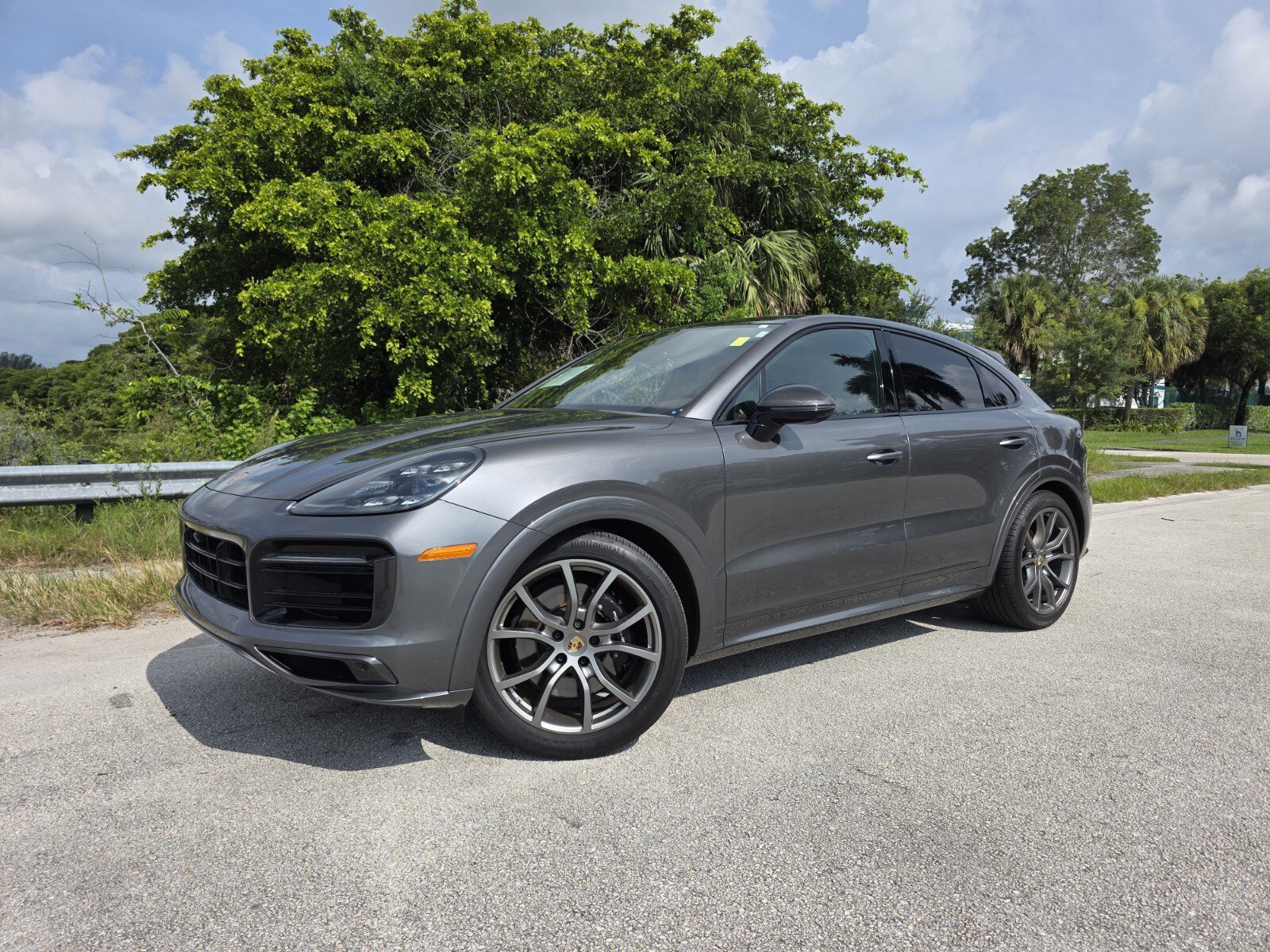 Used 2023 Porsche Cayenne GTS AWD/4WD video 1