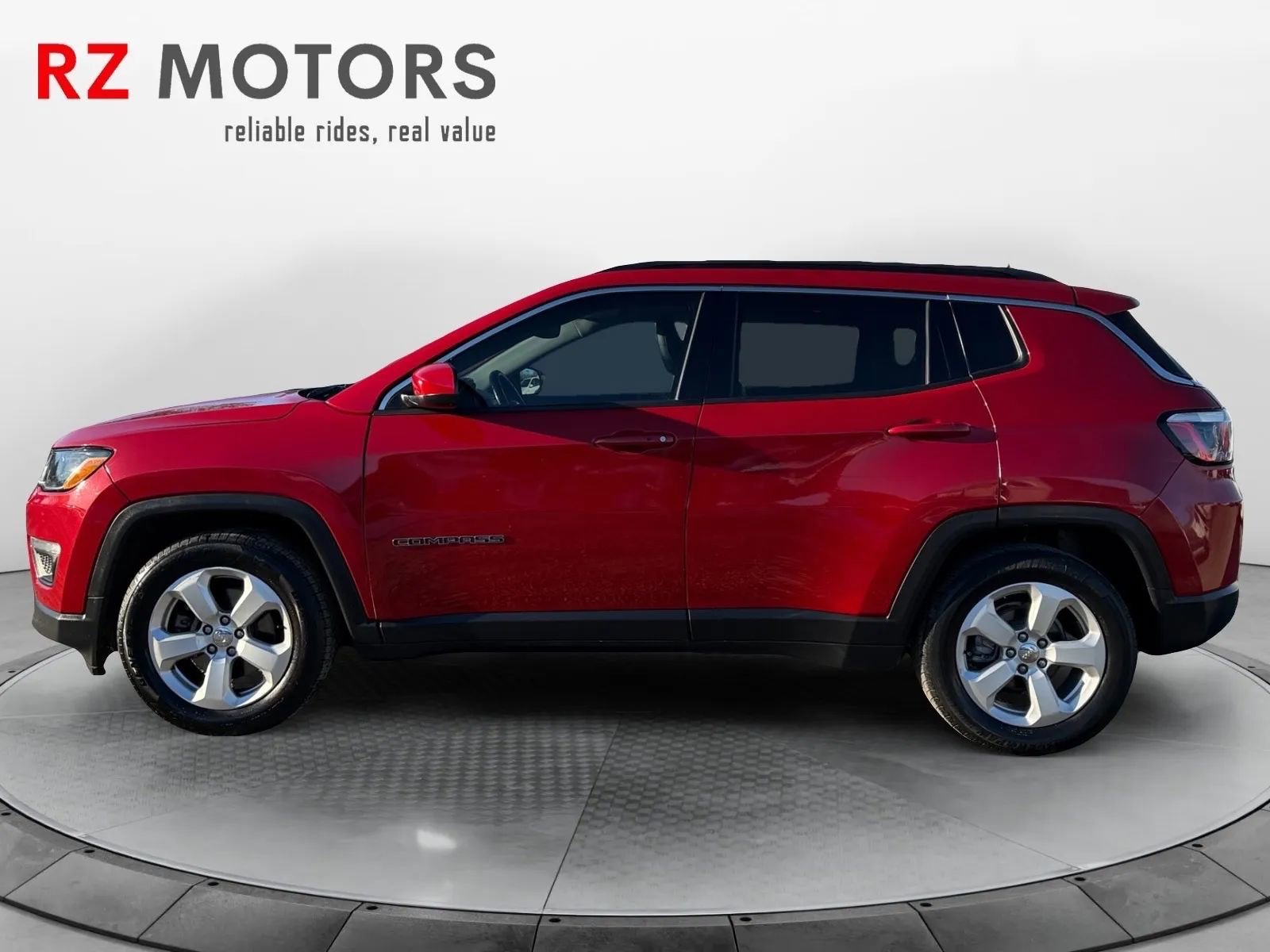 Used 2019 Jeep Compass Latitude w/ Popular Equipment Group image 2