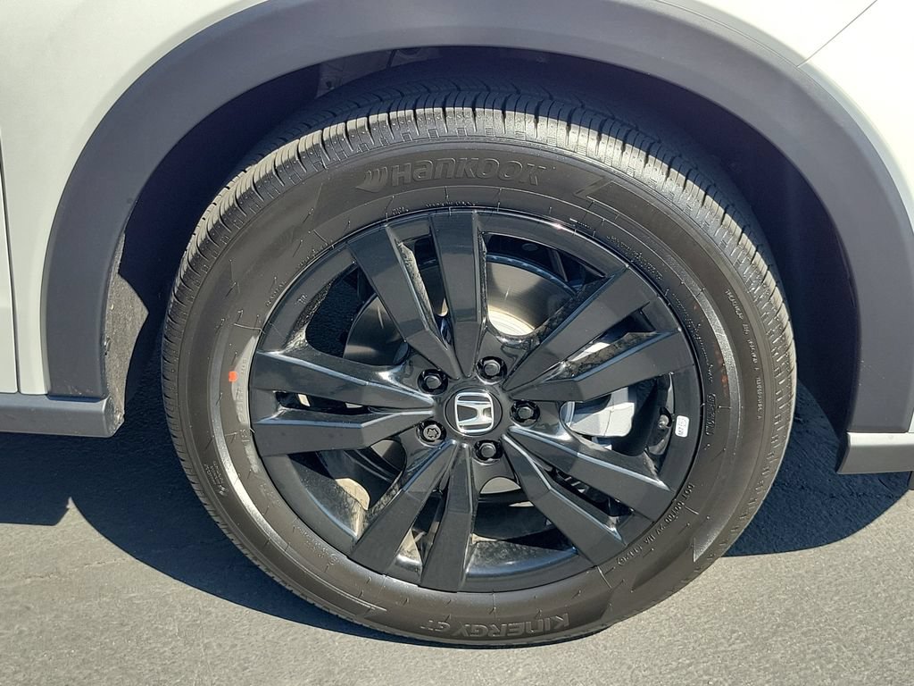 Certified 2027 Honda HR-V Sport image 6