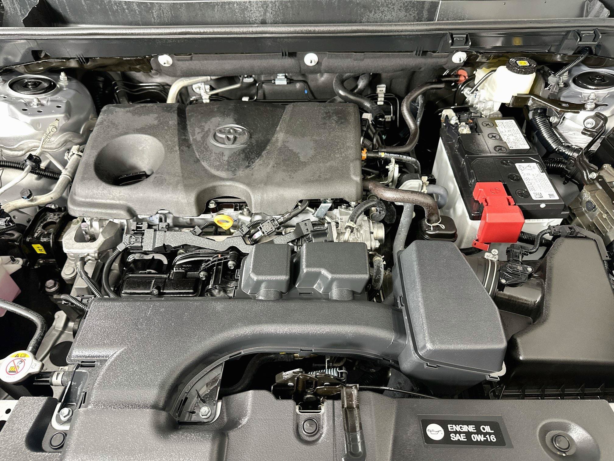 Used 2025 Toyota RAV4 LE FWD image 31