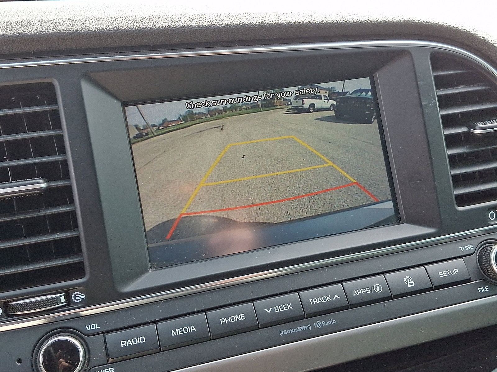 Used 2017 Hyundai Elantra Limited FWD image 25