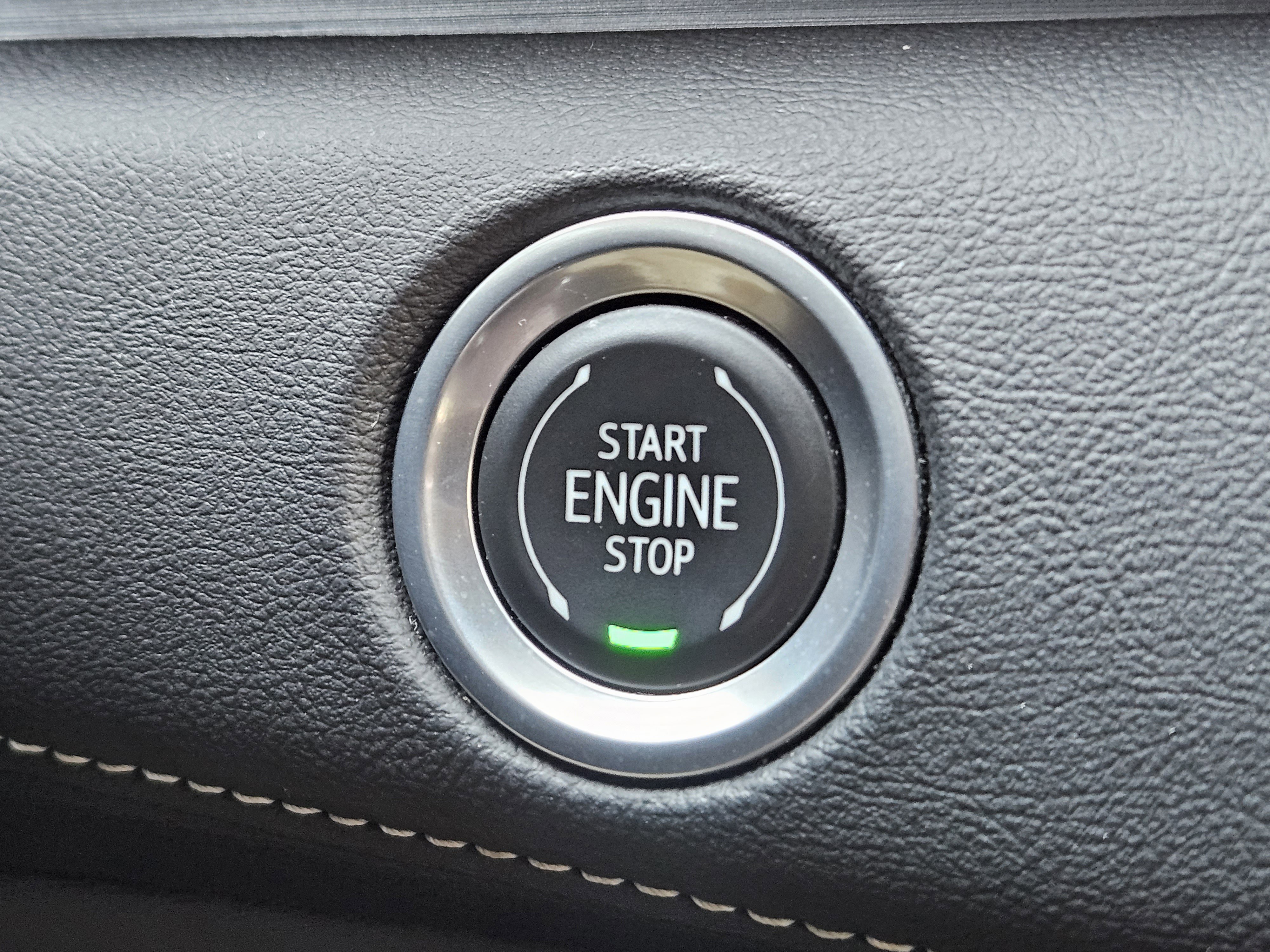 Used 2022 Cadillac Escalade ESV Sport image 21