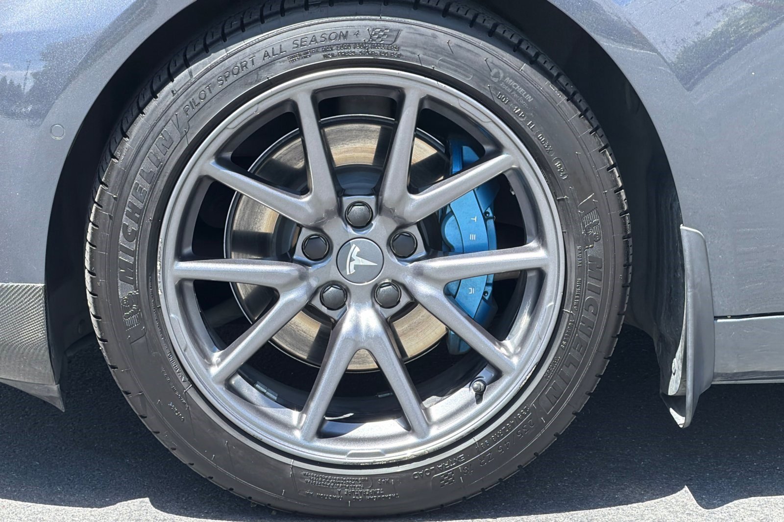 Used 2020 Tesla Model 3 Standard Range RWD image 35