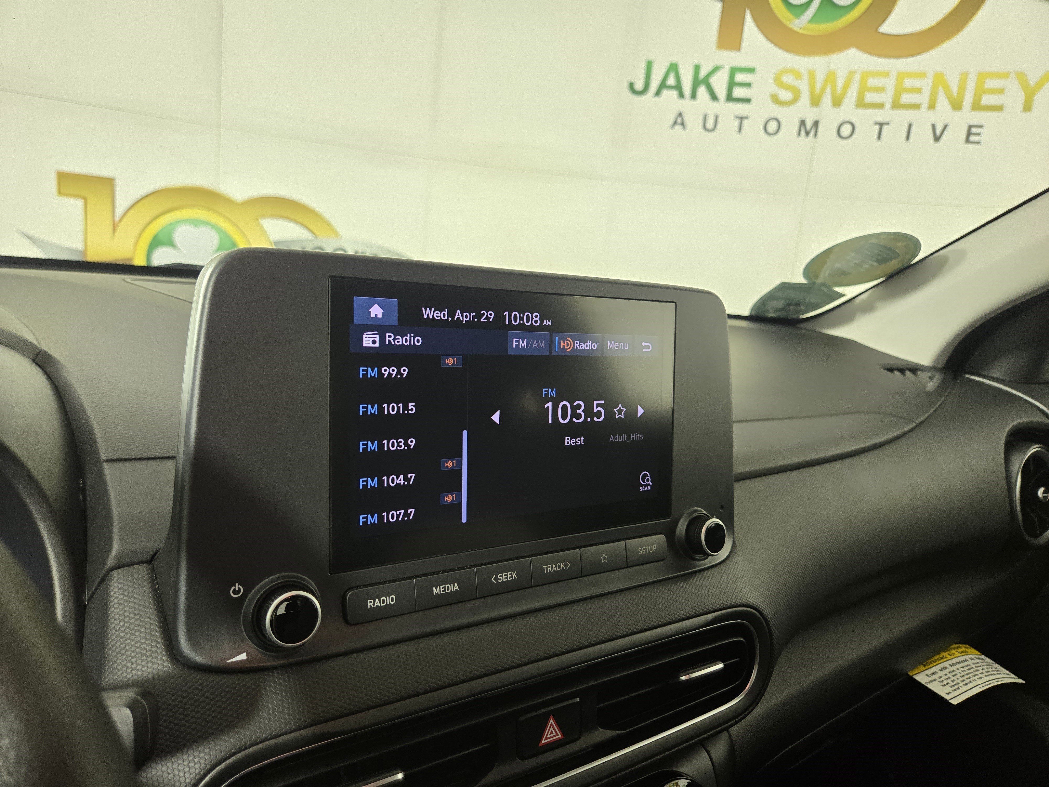Used 2022 Hyundai Kona SE w/ Winter Weather Package AWD/4WD image 18