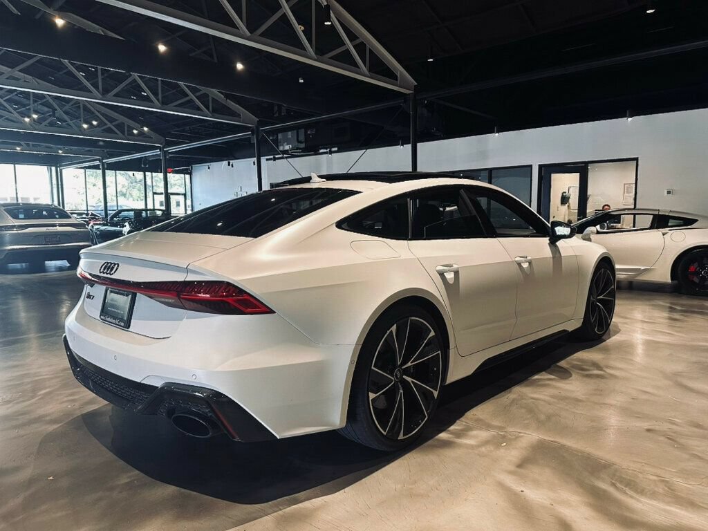 Used 2023 Audi RS 7 Sportback AWD/4WD image 5