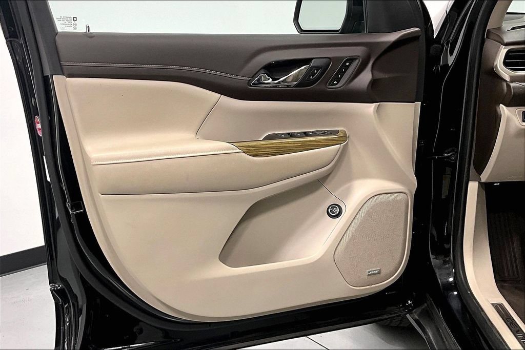 Used 2019 GMC Acadia Denali AWD/4WD image 21