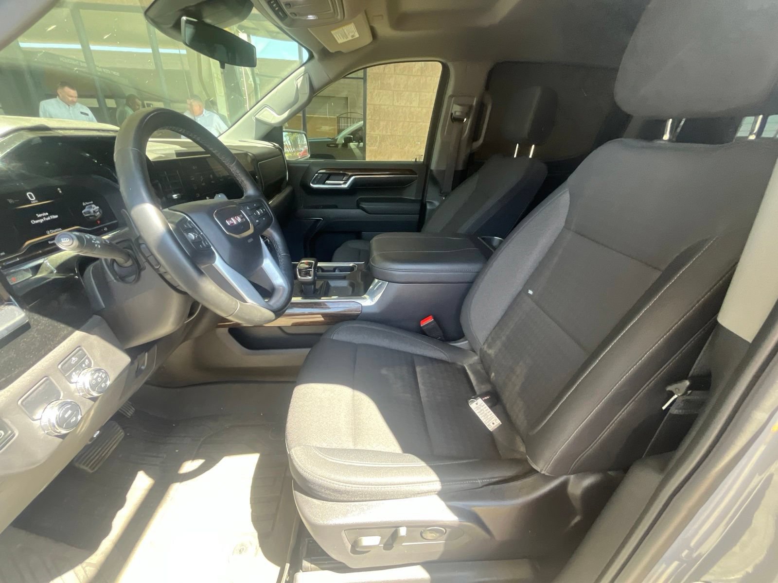 Used 2024 GMC Sierra 1500 Elevation RWD image 8