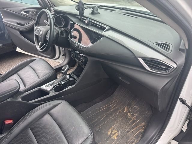 Certified 2022 Buick Encore GX Essence w/ Experience Buick Package AWD/4WD image 42