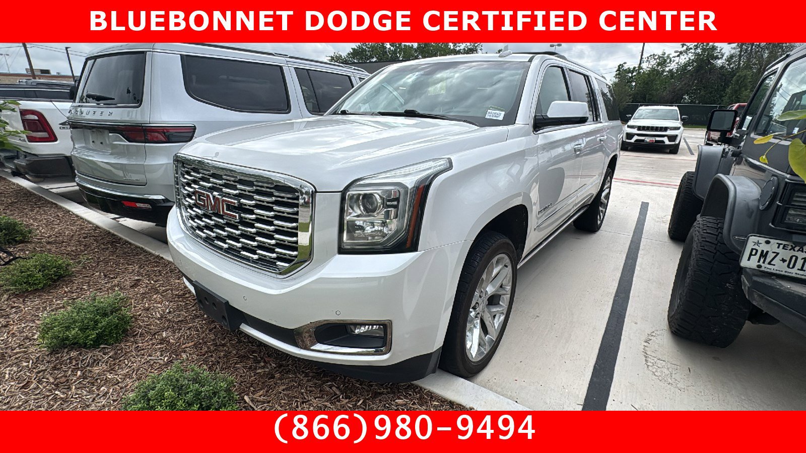 Used 2019 GMC Yukon XL Denali w/ Denali Ultimate Package AWD/4WD image 1