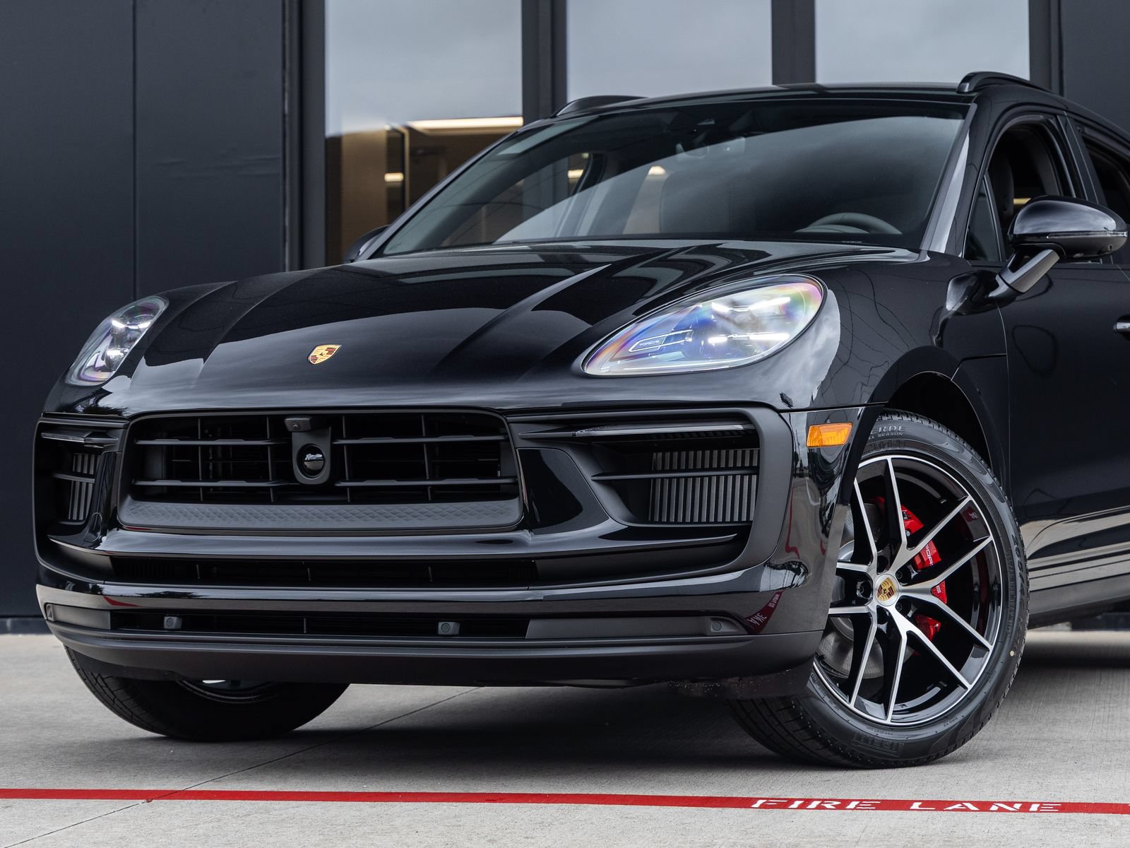 New 2026 Porsche Macan S AWD/4WD image 7