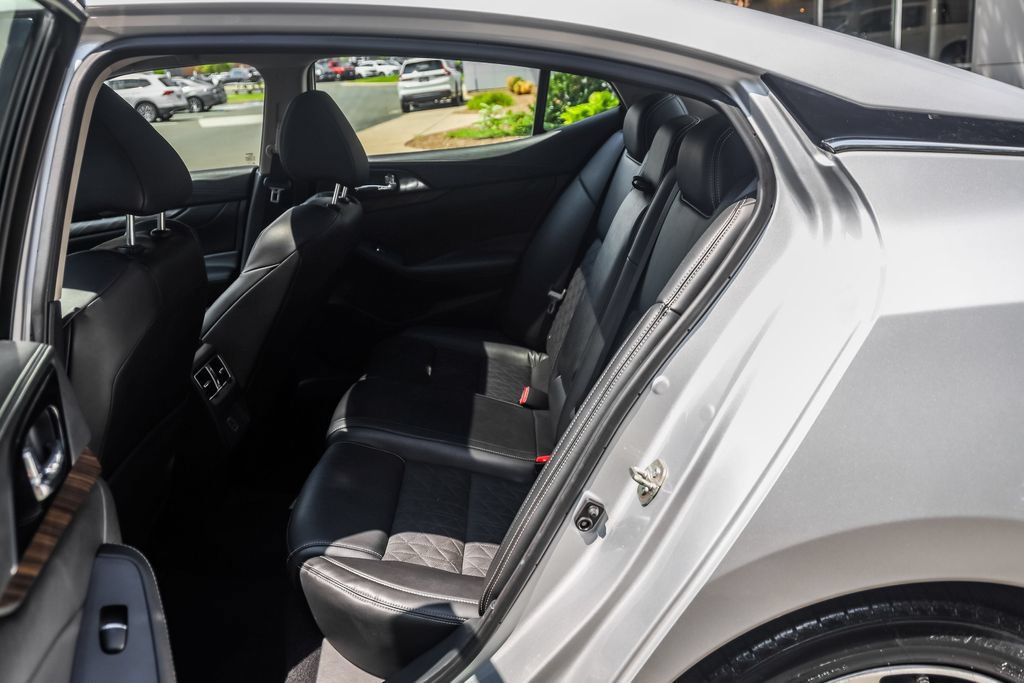 Used 2018 Nissan Maxima Platinum FWD image 22