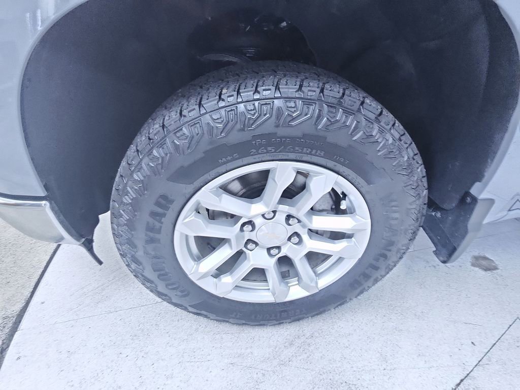 Used 2024 Chevrolet Silverado 1500 LT image 10