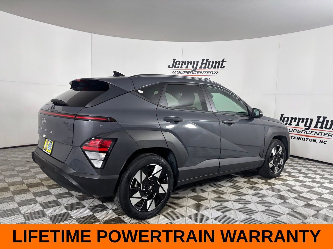 Used 2024 Hyundai Kona SEL image 5