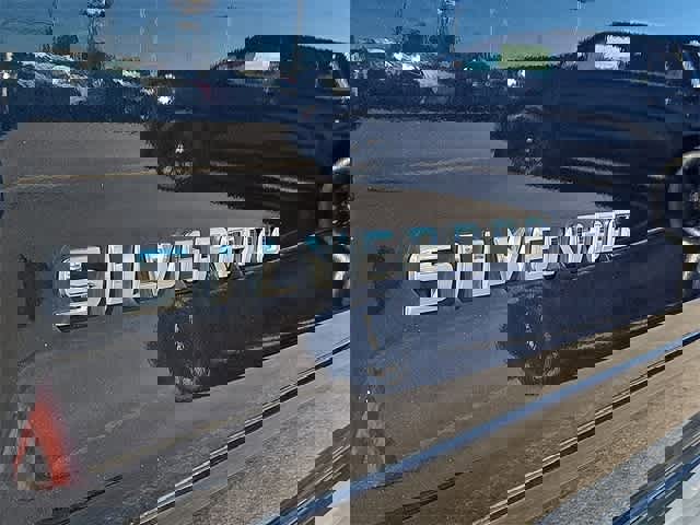 Certified 2017 Chevrolet Silverado 1500 LT w/ All Star Edition image 31