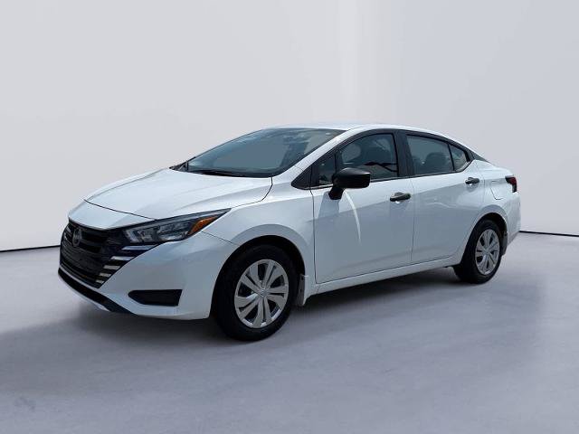 Used 2025 Nissan Versa S w/ Trunk Package
