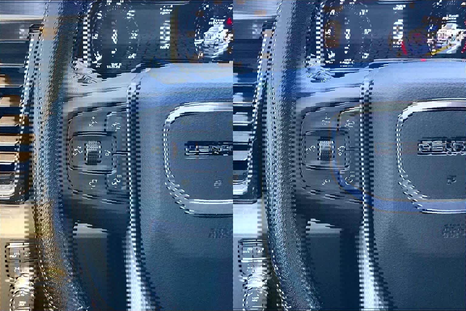 Used 2025 GMC Sierra 2500 Denali Ultimate AWD/4WD image 24