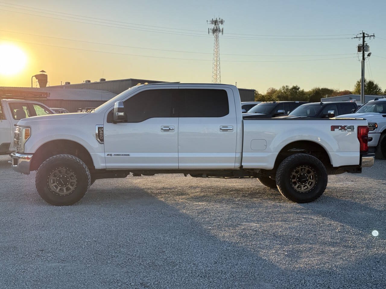 Used 2017 Ford F250 Lariat w/ Lariat Ultimate Package AWD/4WD image 2