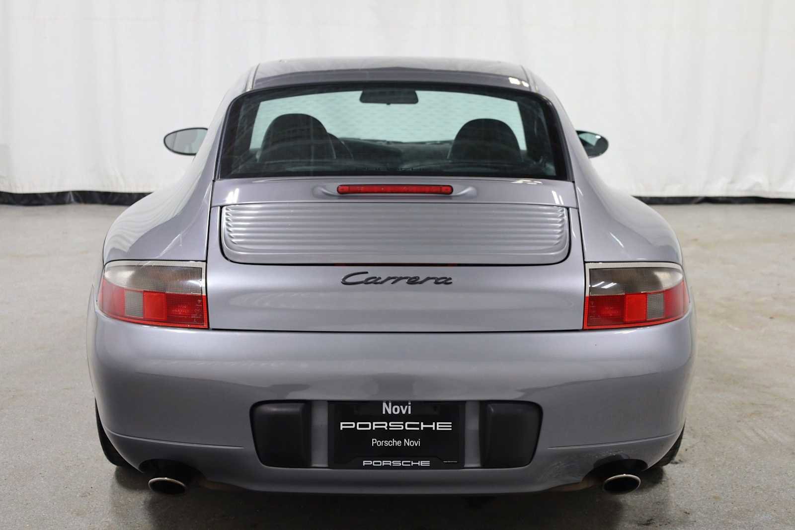 Used 2001 Porsche 911 Carrera RWD image 7