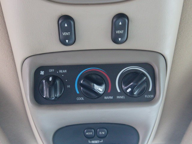 Used 2002 Ford Excursion Limited AWD/4WD image 24