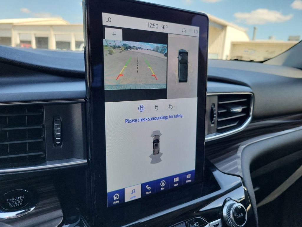 Used 2022 Ford Explorer Limited w/ Limited Technology Package image 24