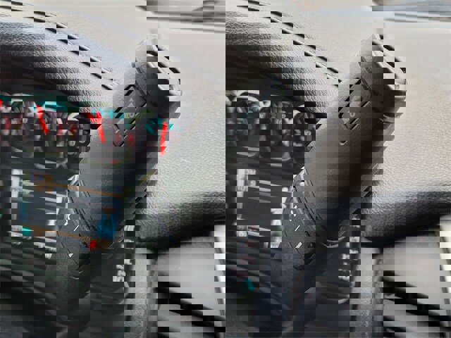 Used 2016 Chevrolet Suburban LT image 22