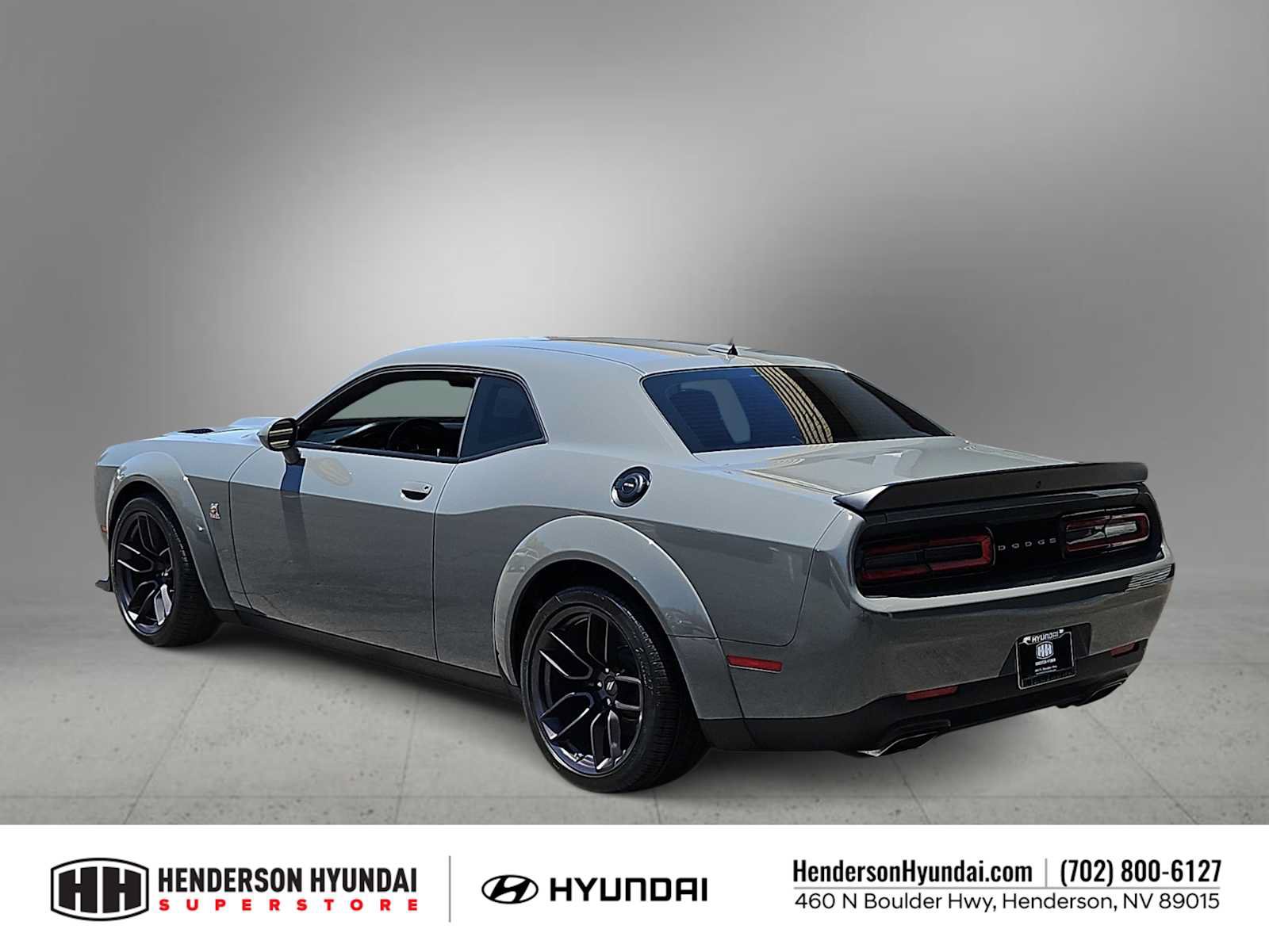 Used 2019 Dodge Challenger R/T Scat Pack RWD image 6