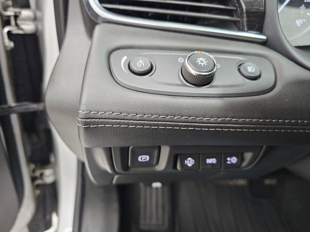 Used 2019 Buick LaCrosse Premium w/ Driver Confidence Package II image 28