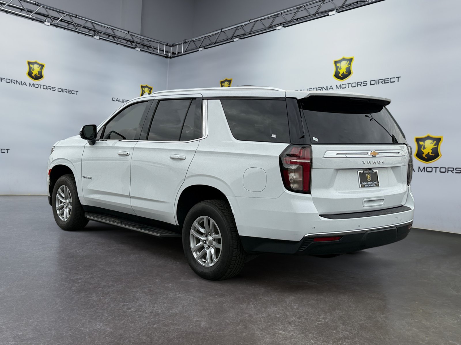 Used 2022 Chevrolet Tahoe LS RWD image 3