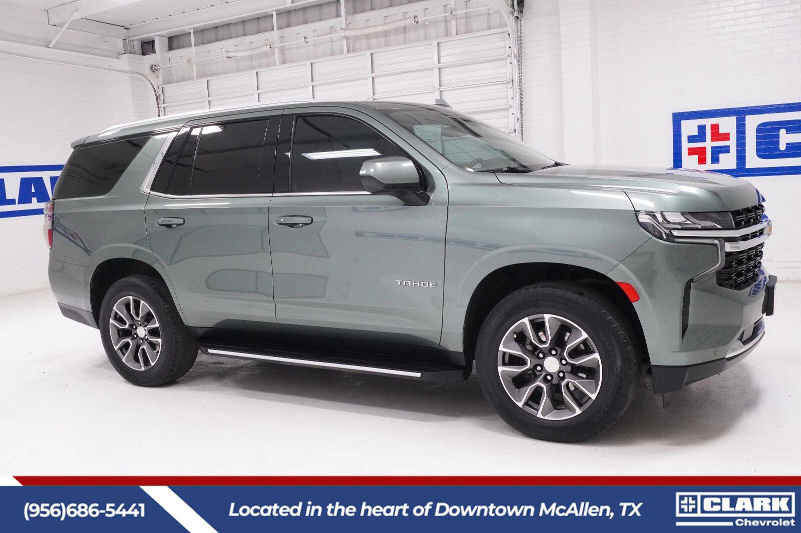 Used 2023 Chevrolet Tahoe LS RWD image 4