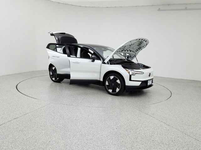 New 2026 Volvo EX30 Plus w/ Climate Package image 10